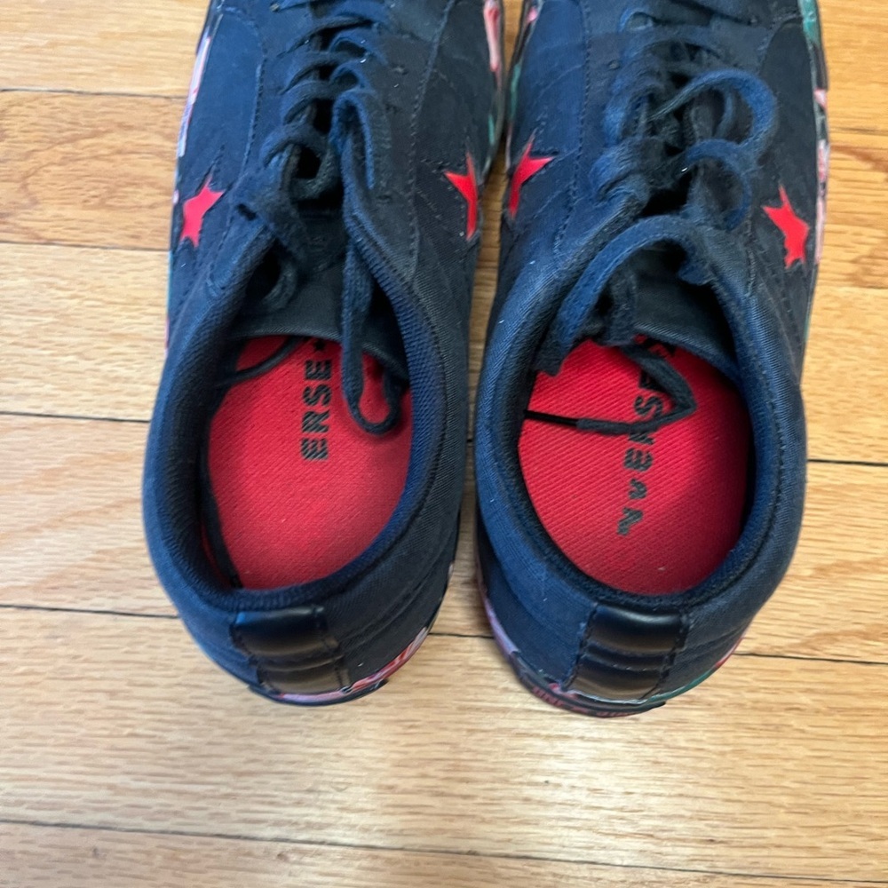 Converse Black Canvas Women's Low-Top Sneakers with Red Star Accent - Picture 6 of 10